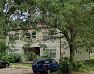 1405 Bayberry Ct - Photo Thumbnail 2