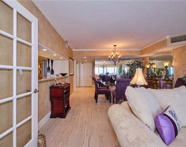 5550 Heron Point Drive - Photo Thumbnail 7