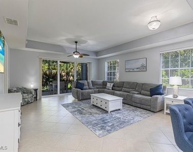 7837 Hawthorne Drive - Photo Thumbnail 1
