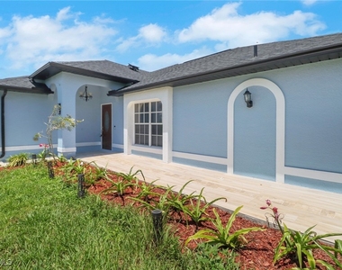 765 Aprile Avenue S - Photo Thumbnail 2