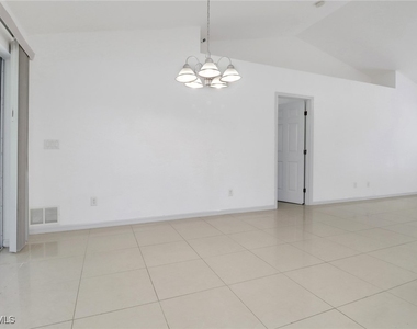 765 Aprile Avenue S - Photo Thumbnail 12