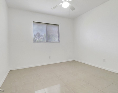 765 Aprile Avenue S - Photo Thumbnail 18