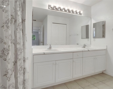 765 Aprile Avenue S - Photo Thumbnail 15