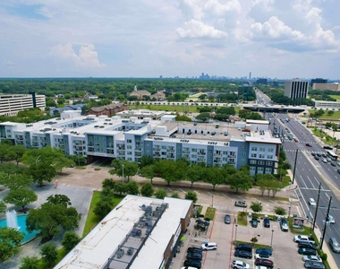 2525 Citywest Boulevard - Photo Thumbnail 13