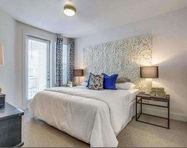 2525 Citywest Boulevard - Photo Thumbnail 8