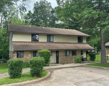 2601 Upchurch St - Photo Thumbnail 1