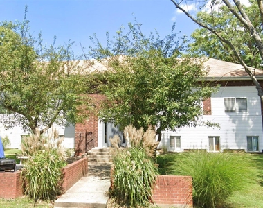 2810 Wills St - Photo Thumbnail 4