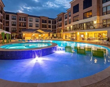 7204 Town Center Boulevard - Photo Thumbnail 4