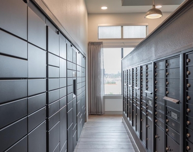 2525 Citywest Boulevard - Photo Thumbnail 10