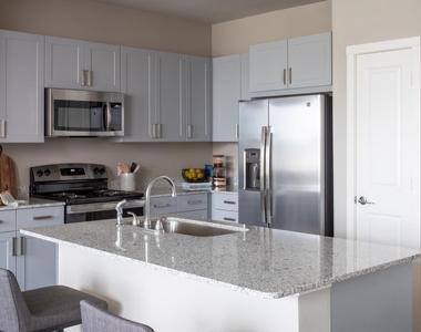 2525 Citywest Boulevard - Photo Thumbnail 4