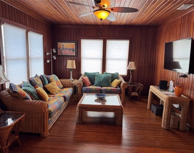 5 82nd Avenue - Photo Thumbnail 34