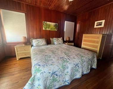 5 82nd Avenue - Photo Thumbnail 26