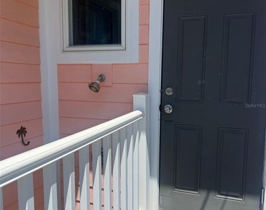 5 82nd Avenue - Photo Thumbnail 10