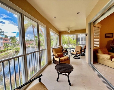 3304 Sunset Key Circle - Photo Thumbnail 19