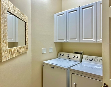 3304 Sunset Key Circle - Photo Thumbnail 28