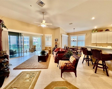 3304 Sunset Key Circle - Photo Thumbnail 15