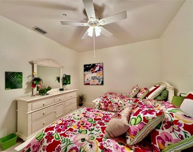 3304 Sunset Key Circle - Photo Thumbnail 26