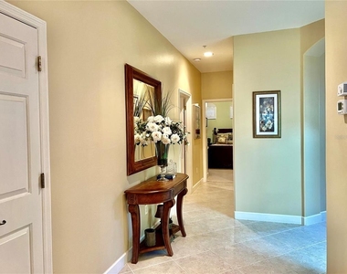 3304 Sunset Key Circle - Photo Thumbnail 7