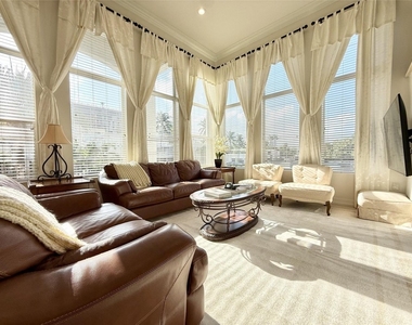 514 N Birch Road - Photo Thumbnail 6