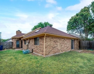 2929 Big Oaks Drive - Photo Thumbnail 20