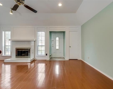 2929 Big Oaks Drive - Photo Thumbnail 5
