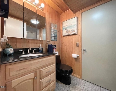 671 Bluewater Way - Photo Thumbnail 5