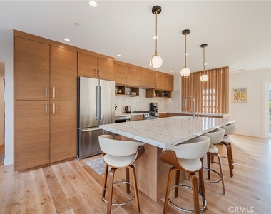 33792 Chula Vista Avenue - Photo Thumbnail 5