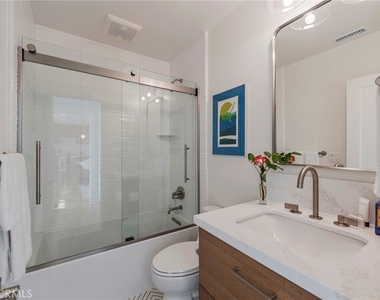 33792 Chula Vista Avenue - Photo Thumbnail 21