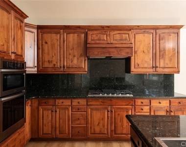 1477 Sequoia Drive - Photo Thumbnail 6