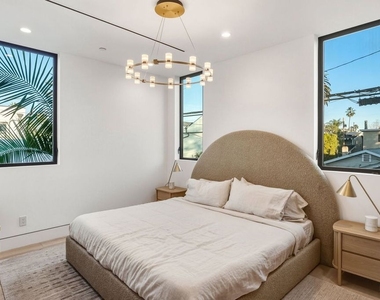 738 Palms Boulevard - Photo Thumbnail 34