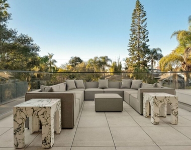 738 Palms Boulevard - Photo Thumbnail 20