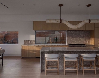 738 Palms Boulevard - Photo Thumbnail 2