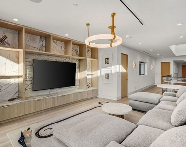 738 Palms Boulevard - Photo Thumbnail 23