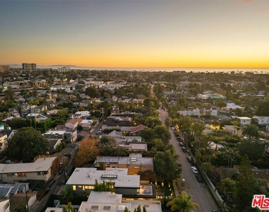 738 Palms Boulevard - Photo Thumbnail 33
