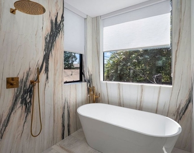 738 Palms Boulevard - Photo Thumbnail 13