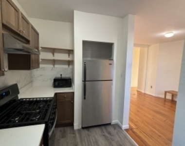 1400 Commonwealth Ave - Photo Thumbnail 11