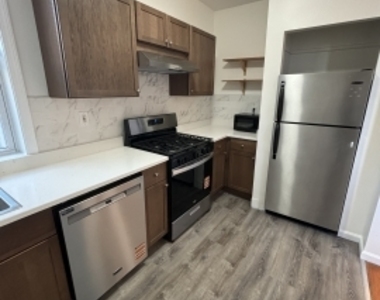 1400 Commonwealth Ave - Photo Thumbnail 10