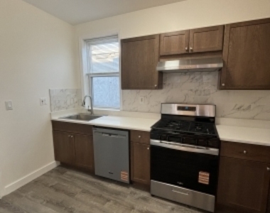 1400 Commonwealth Ave - Photo Thumbnail 9