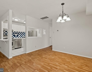 12654 Dara Drive - Photo Thumbnail 4