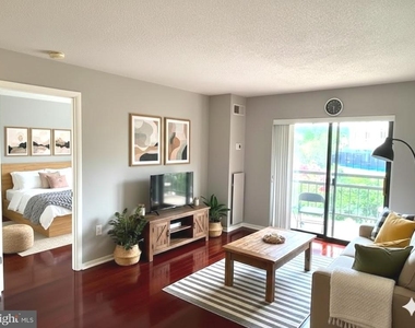 2111 Wisconsin Avenue Nw - Photo Thumbnail 11