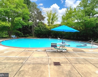 2111 Wisconsin Avenue Nw - Photo Thumbnail 19