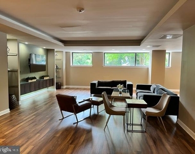 2111 Wisconsin Avenue Nw - Photo Thumbnail 5
