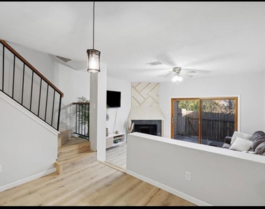 11404 Walnut Ridge Dr - Photo Thumbnail 5