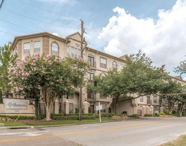 5800 Woodway Drive - Photo Thumbnail 22