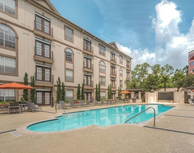 5800 Woodway Drive - Photo Thumbnail 3