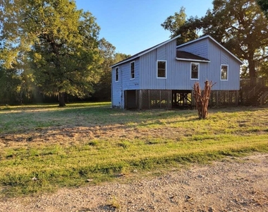 236 Adelaide Drive - Photo Thumbnail 1