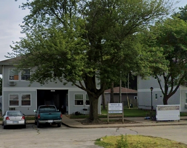 207 Stringtown Rd - Photo Thumbnail 3