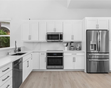 6172 Dogleg Drive - Photo Thumbnail 25