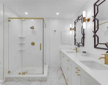 8345 Excalibur Circle - Photo Thumbnail 6