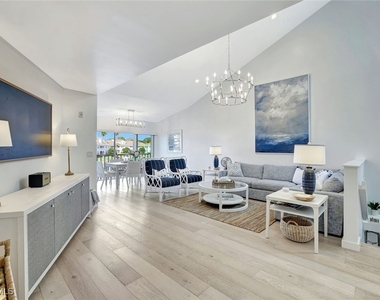 8345 Excalibur Circle - Photo Thumbnail 15